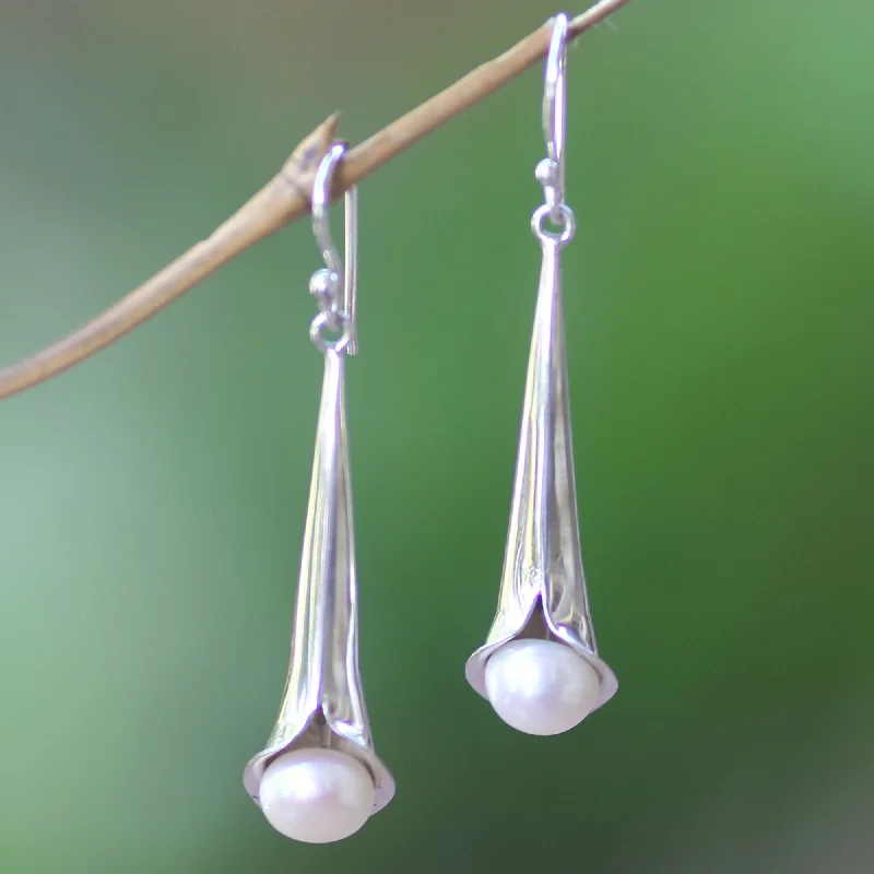 - Winter warm clothes for short-haired dogsTrumpet Flower Silver & Pearl Dangle Earrings - Winter warm clothes for short-haired dogsTrumpet Flower Silver & Pearl Dangle Earrings