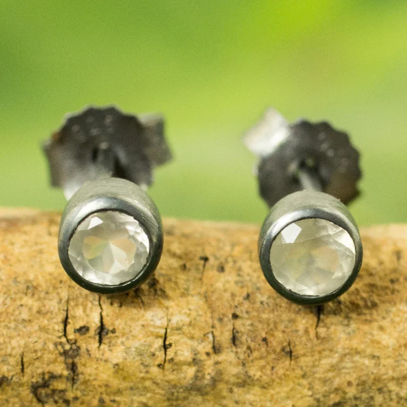 - Automatic temperature adjustment cat bedSnow Glow Moonstone Silver Stud Earrings