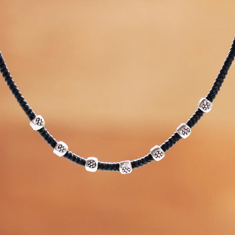 - ​​Pet toys under    yuanHill Tribe Fortunes Beaded Necklace