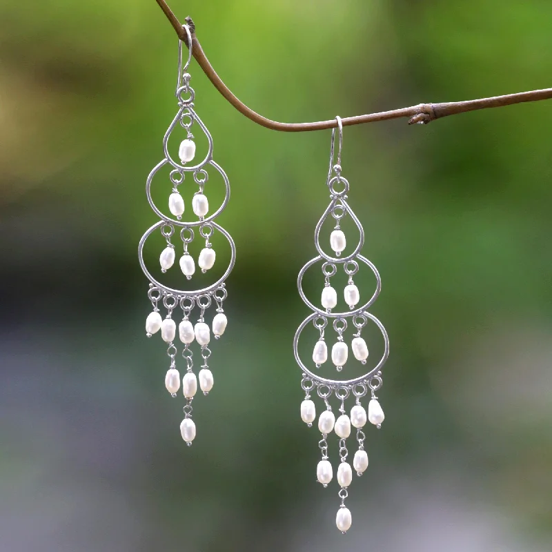 - ​​Pet toys under    yuanMoonlit Orbs Silver Pearl Chandelier Earrings
