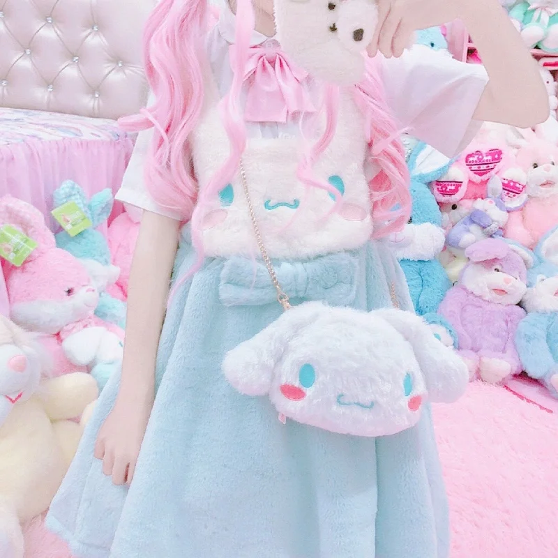 - Pet water dispenser UV sterilization versionCinnamoroll Plush Bag
