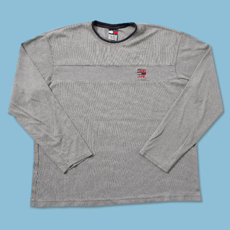- Air box TSA certified check-inVintage Tommy Hilfiger Longsleeve Large