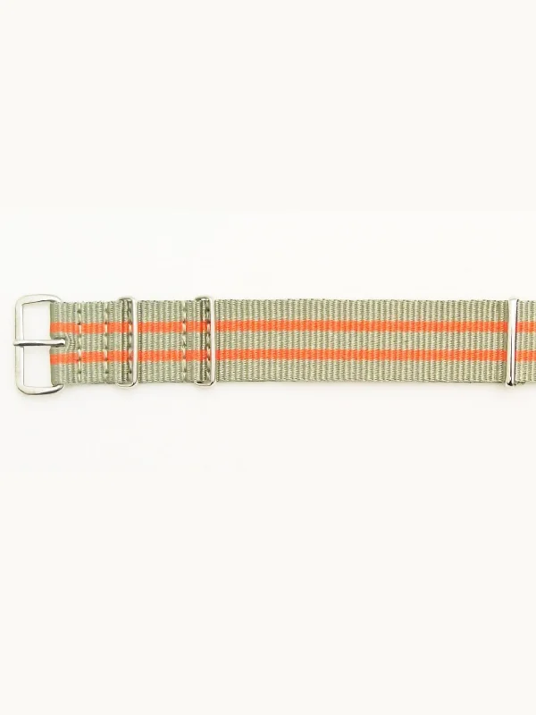 - Pet monitor with cameraTAN/ORANGE WATCHBAND