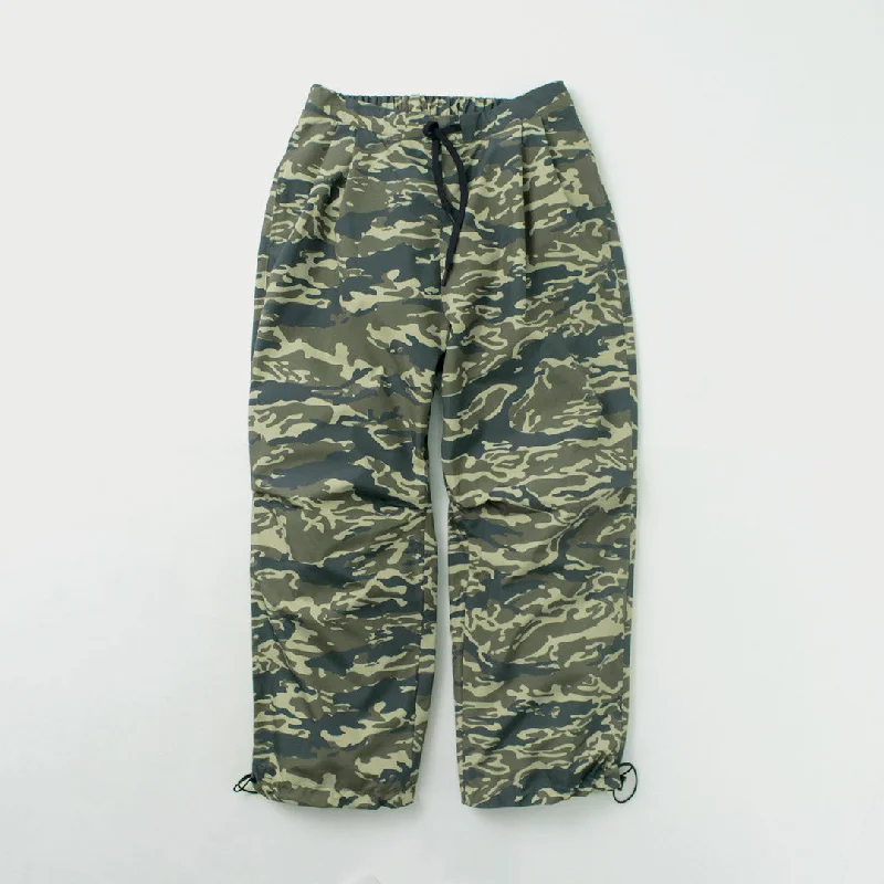 - Cat stress soothing spray＋phenix / Weatherproof Overpants
