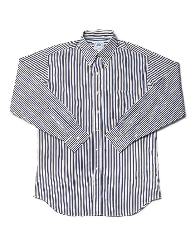 - Pet tear stain cleaning wipesNAVY BOLD STRIPE SPORT SHIRT