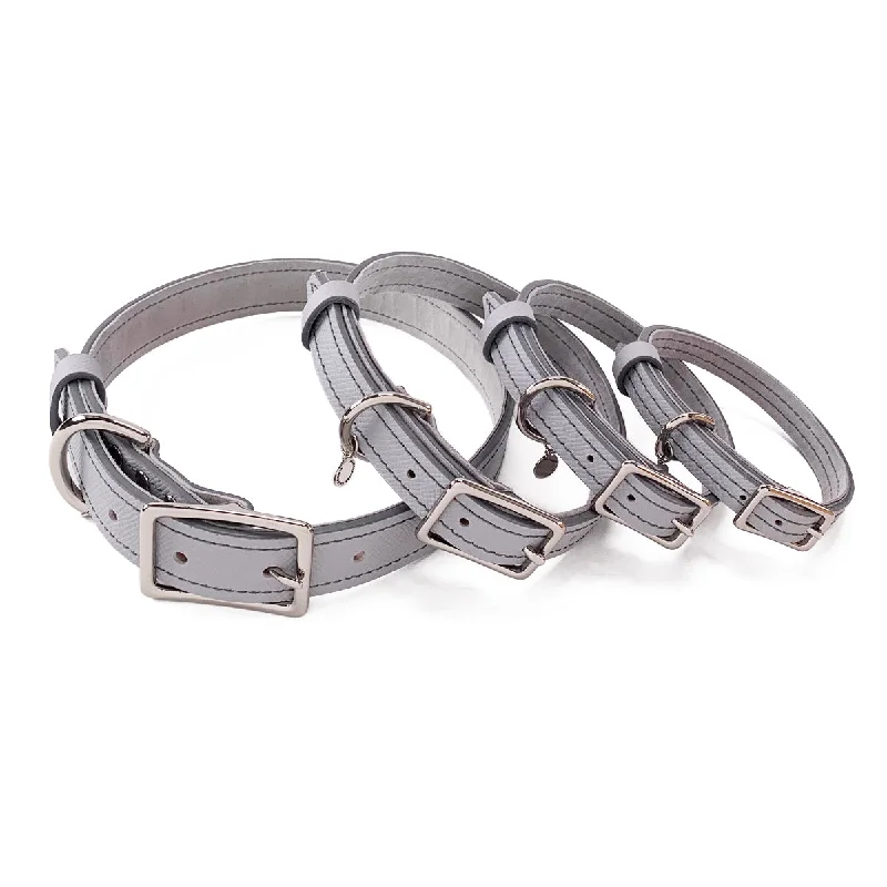 - Climbing pet constant temperature heating padHadley Classic Leather Dog Collar Pearl Grey