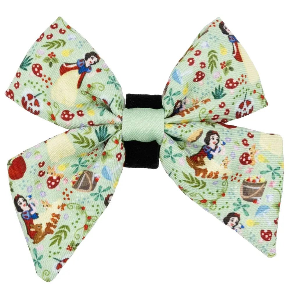 Pet retro style clothesDisney Princess™ Collar Slider- Snow White