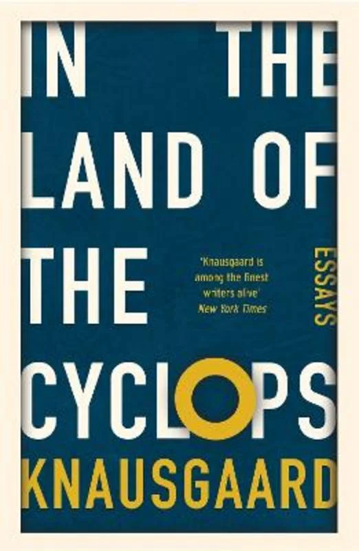 - ​​Christmas pet Christmas clothingIn the Land of the Cyclops