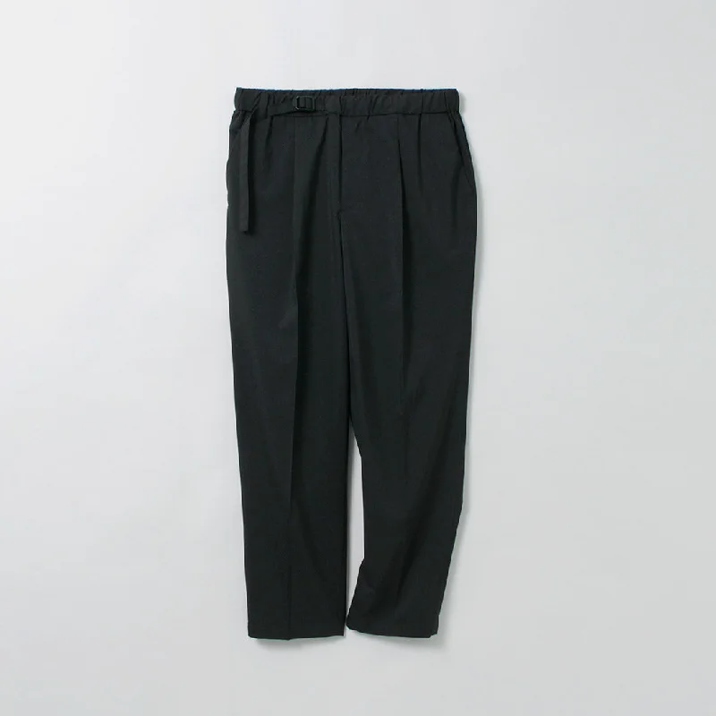 - Winter dog thick down jacketWHITE MOUNTAINEERING / 1 Tuck Belted Pants