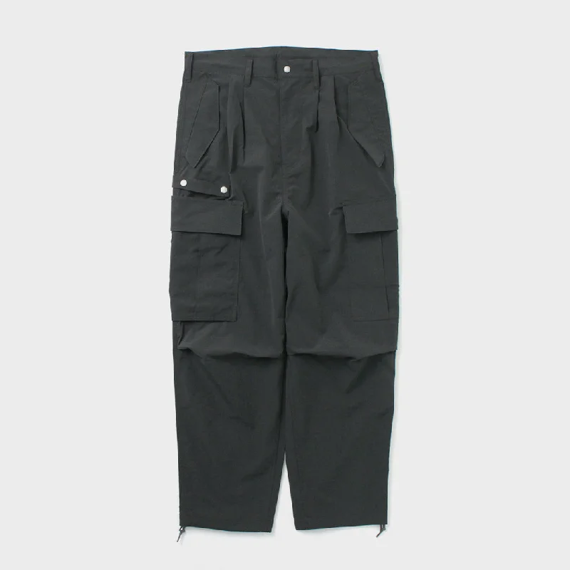- Climbing pet constant temperature heating padGARAGE GREEN WORKS / Wraptop 6 Pocket Cargo Pants