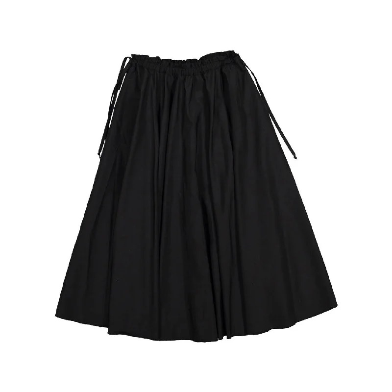  -Explosion-proof leash FOR LARGE dogsVenera Arapu Black Tafetta Circle Skirt