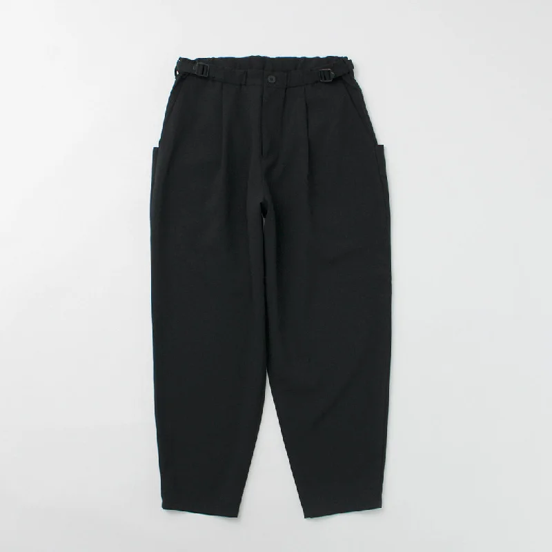 - Car dog seat beltF/CE. / Lightweight balloon cropped pants